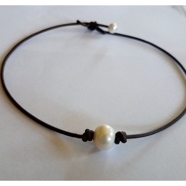 Freshwater Pearl Leather Choker Necklace