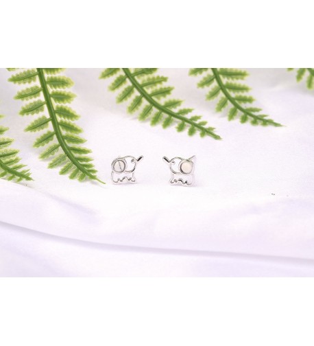  Women's Stud Earrings