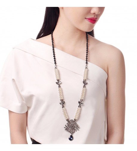 HONEYJOY Charming Crystal Teardrops Necklace