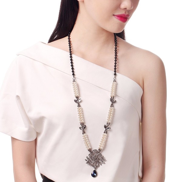 HONEYJOY Charming Crystal Teardrops Necklace